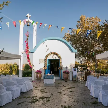 12 Islands * Κολύμπια